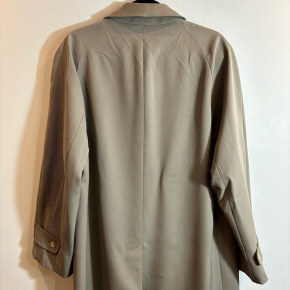 AQUASCUTUM Sz 38R Wool Lined Many  Pockets Slit in Back Buttoned Trenchcoat - Picture 6 of 16